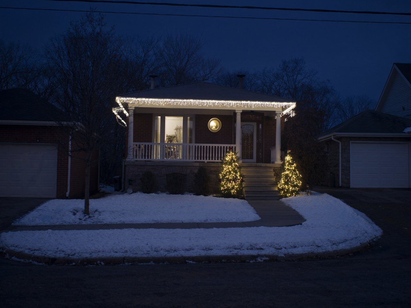 Installation de lumières de Noël à Mercier